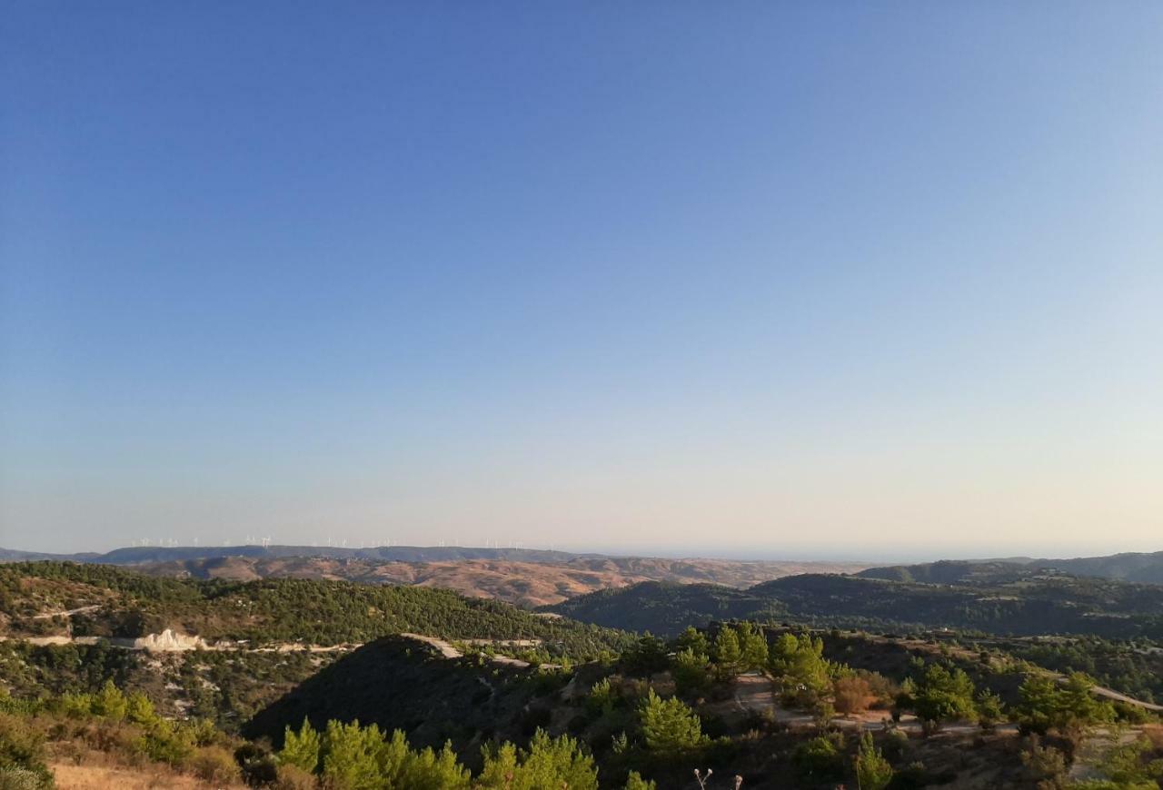 Savvas Brian Mountain House In Paphos Villa Pendalia Exterior photo